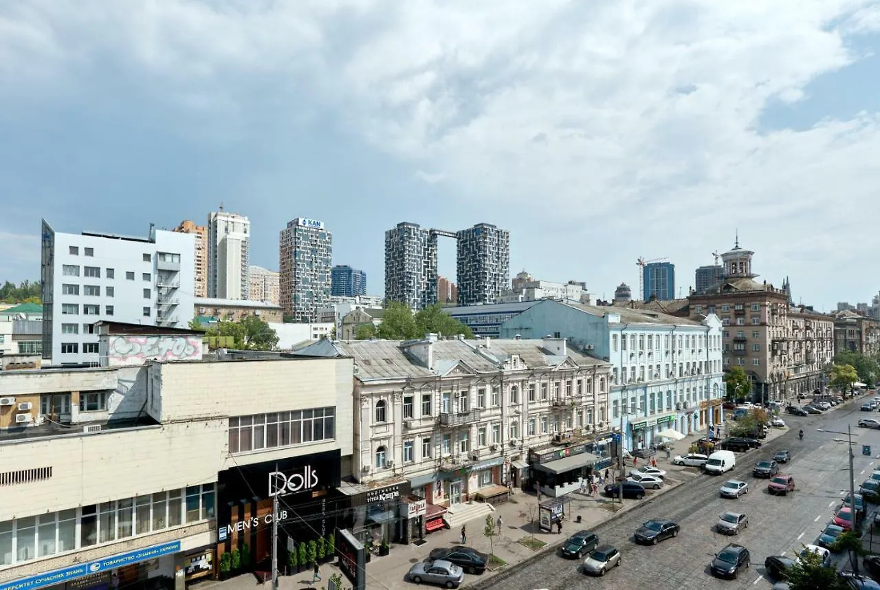 V80-18 Modern Two 2 Large Separate Bedrooms - 80 M2 Central Location, Olympic Stadium - Gulliver Mall - Velyka Vasylkivska St, 80 Kiev 0*,  Ucraina
