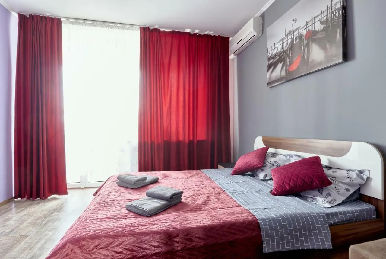 V80-18 Modern Two 2 Large Separate Bedrooms - 80 M2 Central Location, Olympic Stadium - Gulliver Mall - Velyka Vasylkivska St, 80 Kiev Appartamento