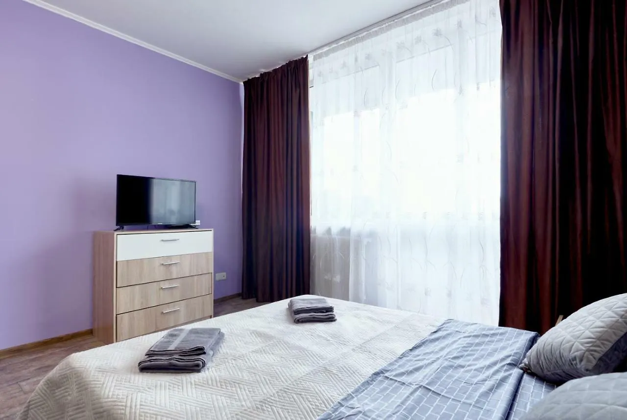 V80-18 Modern Two 2 Large Separate Bedrooms - 80 M2 Central Location, Olympic Stadium - Gulliver Mall - Velyka Vasylkivska St, 80 Kiev 0*, Kyiv