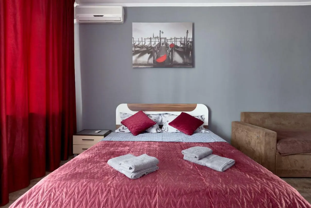 V80-18 MODERN TWO 2 LARGE SEPARATE BEDROOMS - 80 m2 CENTRAL LOCATION, OLYMPIC STADIUM - GULLIVER MALL - Velyka Vasylkivska St, 80 Kyjev Apartmán